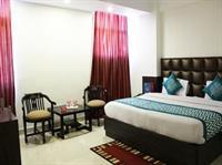 Oyo Rooms Channa Market 14A4 Karol Bagh نيودلهي المظهر الخارجي الصورة